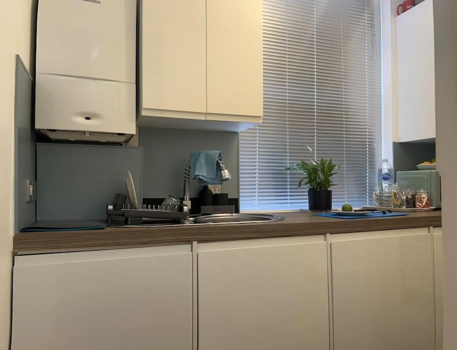 Apartment Beautiful Flat One Bedroom In London