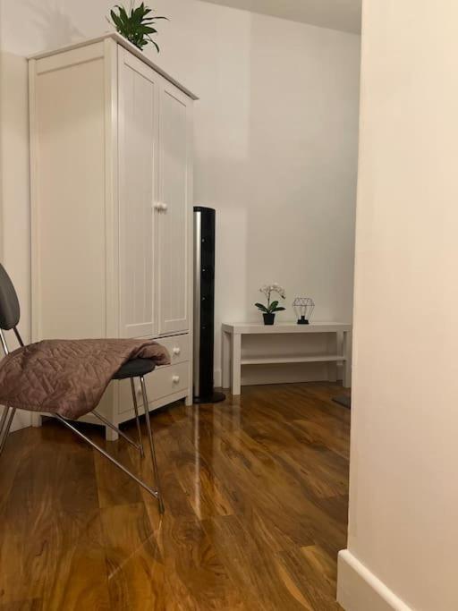 Beautiful Flat One Bedroom In * London