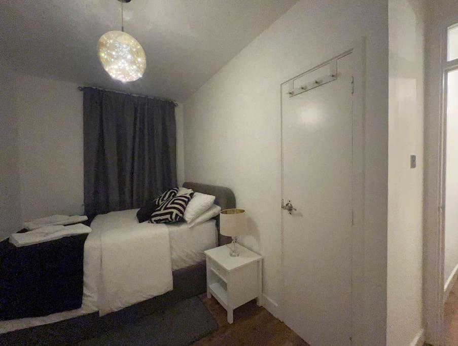 Beautiful Flat One Bedroom In Apartment London